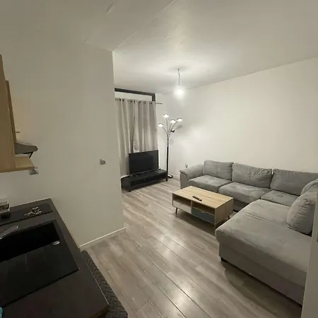 4 Personnes Appartement *